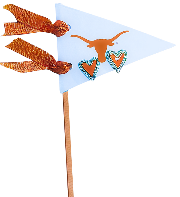 Love my College: Bright Color Heart Studs on Logo Pennant Flag